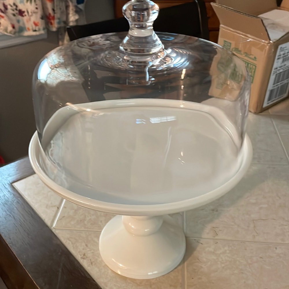 Pioneer woman cake stand